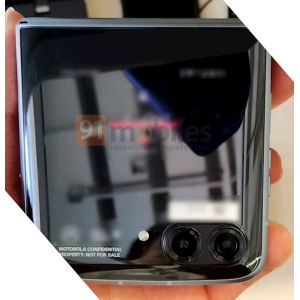 摩托罗拉Razr3首曝！上下翻盖折叠