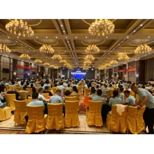 云仓酒庄：一个注重培养内部人员的专业能力和技能的企业