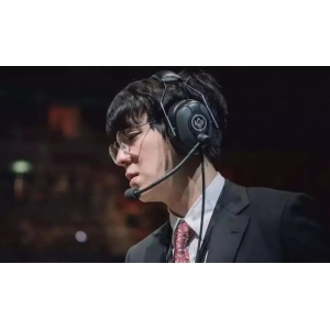  T1宣布kkOma教练回归！明年或助Faker成就"五冠王"