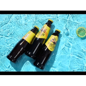 精酿啤酒的瑰宝：白啤与黑啤的对比
