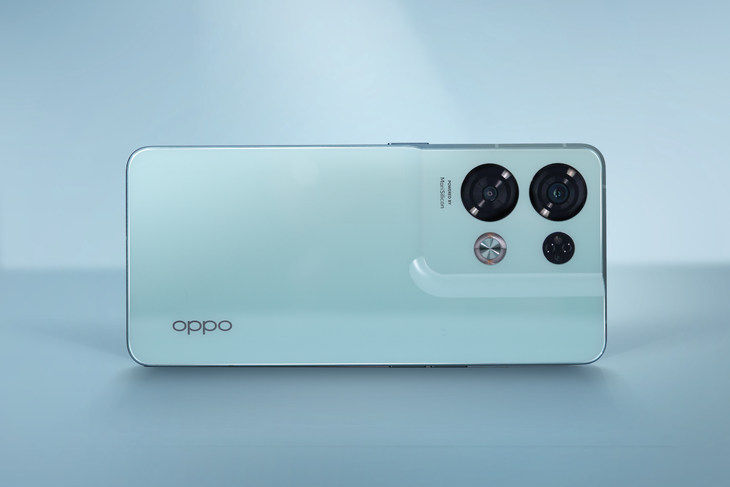 实力强悍又有高颜值，夏季换机就选OPPO Reno8 Pro+