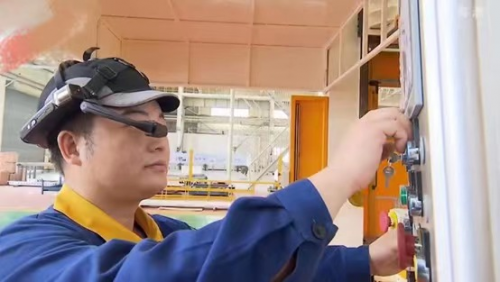 北京嘉年华业AR眼镜的落地应用挑战，工业场景率先破局